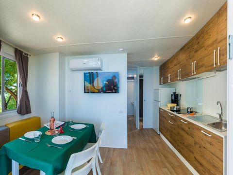 LODGE 4 personnes - Supérieur Face au Lac