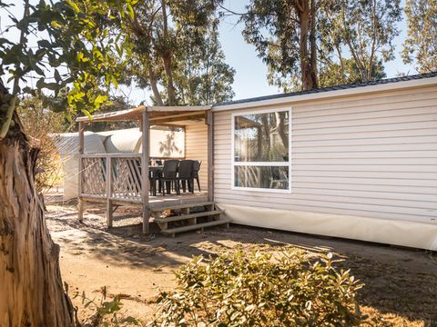 MOBILHOME 4 personnes - TV + PLANCHA - Côté Oasis