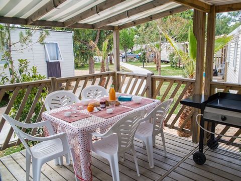 MOBILHOME 5 personnes - TV + CLIM + PLANCHA
