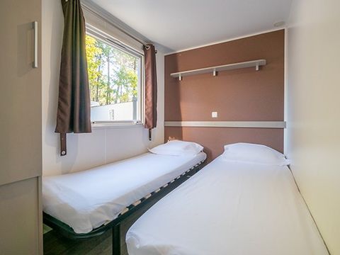 MOBILHOME 6 personnes - Classic XL | 3 Ch. | 6 Pers. | Terrasse surélevée | Clim. | TV