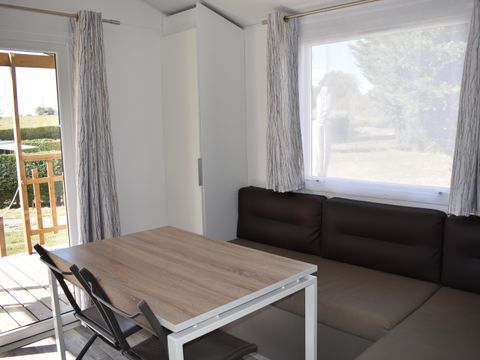 Mobilhome 4 personnes - Panama 32m² - 23m² +9m² de terrasse - 2 chambres
