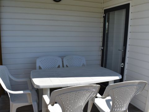 MOBILHOME 6 personnes - Mobil home Malaga 38m² (30m² + terrasse de 8m²)- 3 chambres 6 pers