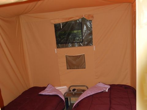 Tente 4 personnes - Bungalow toilé Caraïbes 20m² avec terrasse 10.5m² - Sans sanitaire - 2 chambres
