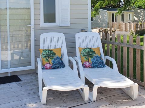 Mobilhome 4 personnes - Evolution 45m² - 24m²+21m² de terrasse - 2 chambres