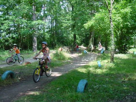 Camping Les Tournesols - Camping Sarthe - Image N°18