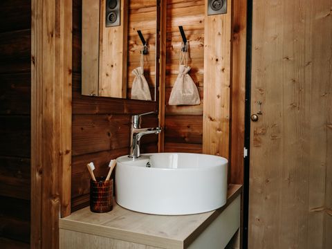 HÉBERGEMENT INSOLITE 6 personnes - Cottage Signature | 3 Chambres