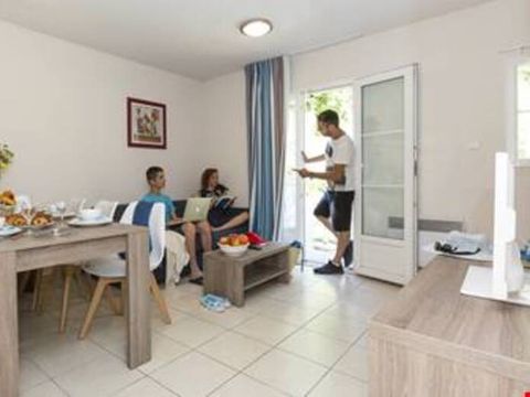 APPARTEMENT 6 personnes - Domaine de l'Emeraude M PMR