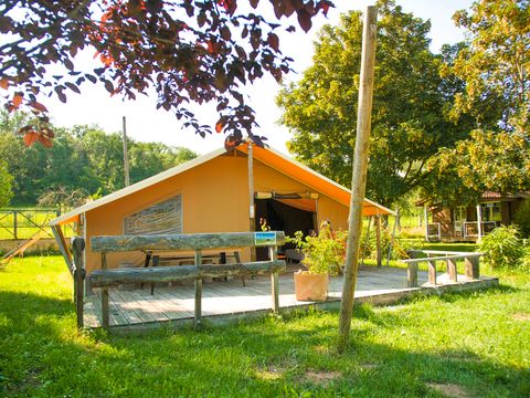 TENTE 6 personnes - CEZALLIER