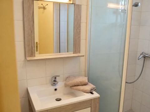 Gîte 6 personnes - BASTIDON