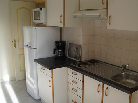 GÎTE 6 personnes - BASTIDON