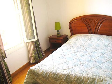 VILLA 8 personnes - PROVENCALE (jardin et jacuzzi privé)