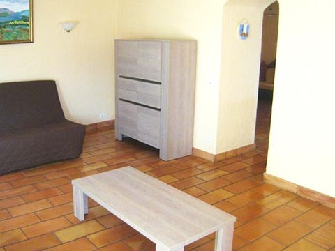 VILLA 8 personnes - PROVENCALE (jardin et jacuzzi privé)