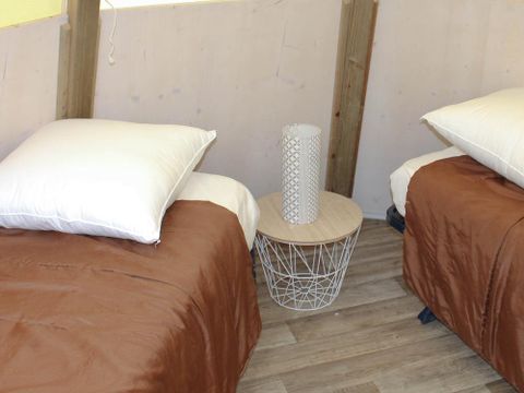 HÉBERGEMENT INSOLITE 4 personnes - Tipi