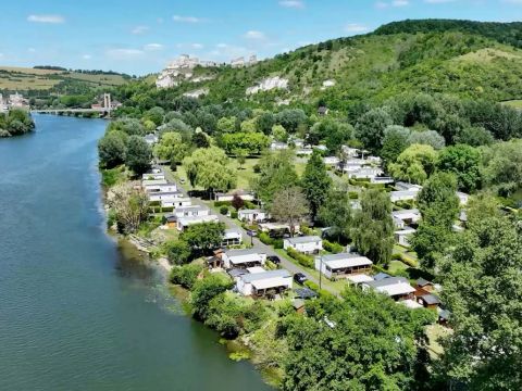 Flower Camping L'Ile Des Trois Rois - Camping Eure - Image N°4
