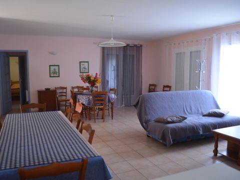 GÎTE 8 personnes - T5