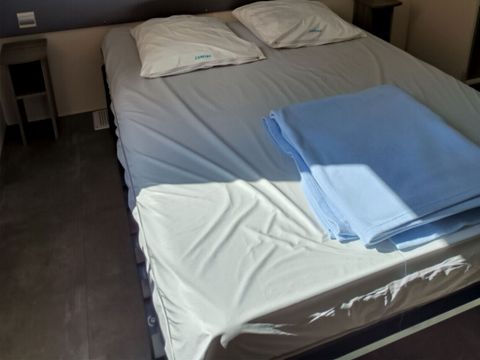 MOBILHOME 4 personnes - Confort Hélios (PMR) MOBILHOME 4 personnes - Confort Hélios (PMR)