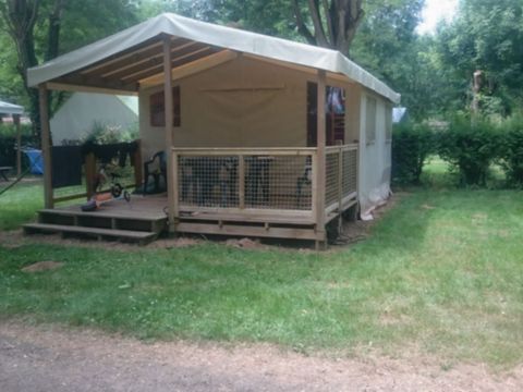 TENTE TOILE ET BOIS 5 personnes - Sahari - Arrivée samedi sans sanitaire - Animaux Interdits