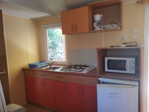 MOBILHOME 4 personnes - Essentiel