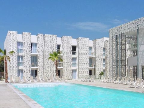 Appart'hôtel Nakara by Odalys - Camping Hérault