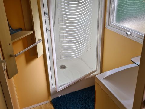 MOBILHOME 6 personnes - TIC