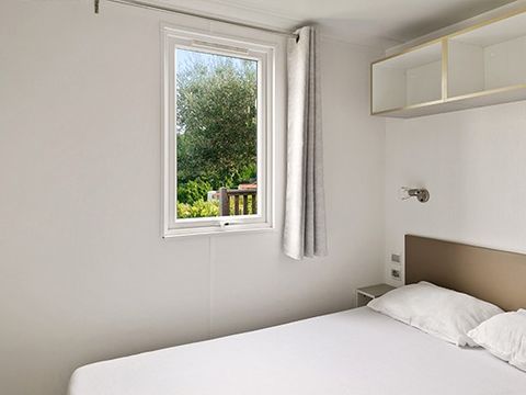 MOBILHOME 4 personnes - Comfort | 2 Ch. | 4 Pers. | Terrasse surélevée | Clim