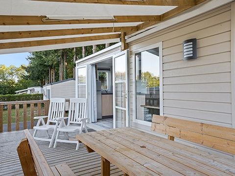 MOBILHOME 4 personnes - Comfort XL | 2 Ch. | 4 Pers. | Terrasse surélevée | Clim.