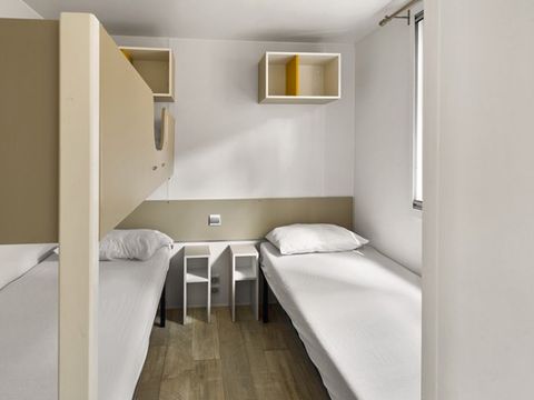 MOBILHOME 4 personnes - Comfort XL | 2 Ch. | 4 Pers. | Terrasse surélevée