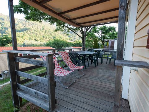 MOBILHOME 6 personnes - Standard 32m² - 3ch - Terrasse semi-couverte