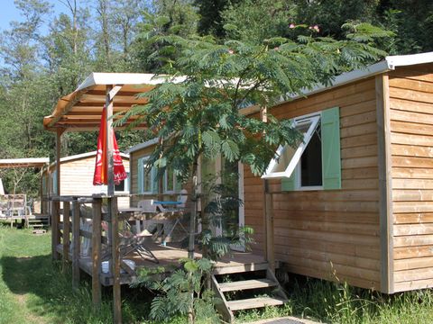 MOBILHOME 4 personnes - Confort - 2ch - Terrasse couverte - TV - Clim