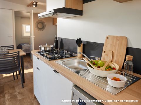 Mobilhome 4 personnes - NEW // Homeflower Premium 29m²PMR - 2 chambres - Terrasse - TV - Lave-vaisselle - Clim - Draps - Serviettes