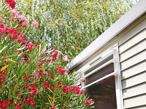 MOBILHOME 4 personnes - Mobil-Home Safari Classic 3 Pièces 4 Personnes Climatisé + TV