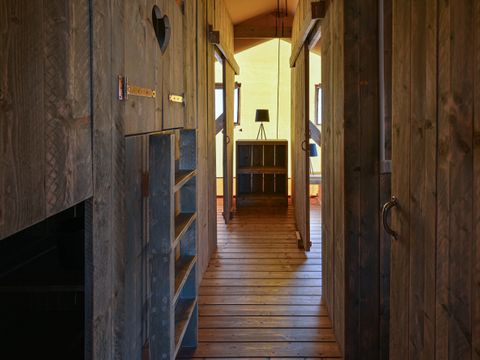 Tente en toile et en bois 6 personnes - Tente safari Grimaud
