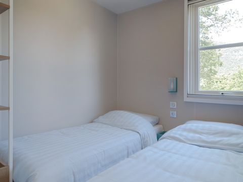 MOBILHOME 4 personnes - St. Raphaël