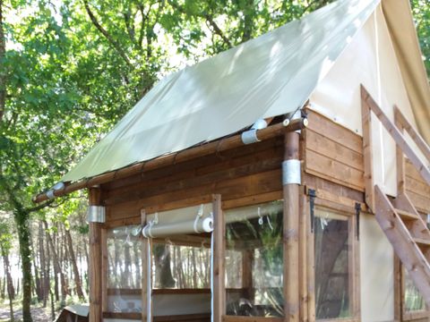 Tente en toile et en bois 2 personnes - BIVOUAC (Sans sanitaires) Animaux non admis