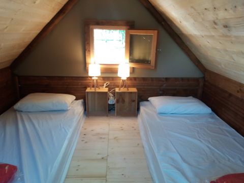 Tente en toile et en bois 2 personnes - BIVOUAC (Sans sanitaires) Animaux non admis