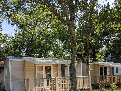 MOBILHOME 4 personnes - CALLUNE (En arrivée samedi)