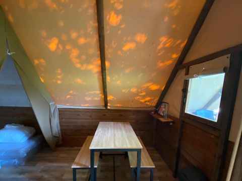 Tente en toile et en bois 4 personnes - Ecolodge