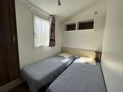 MOBILHOME 6 personnes -  Mobil home Bermudes Confort 30m² (3 chambres) + terrasse semi couverte de 18 m² + TV 6 pers