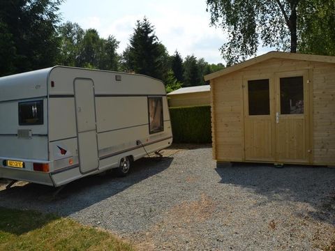 CARAVANE 5 personnes - + Chalet bois  ECO STEFEN