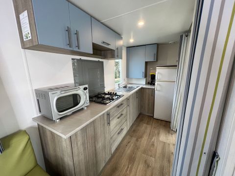 MOBILHOME 4 personnes - SOLÉO CONFORT 26M² (2 CHAMBRES) + Terrasse couverte 9m²