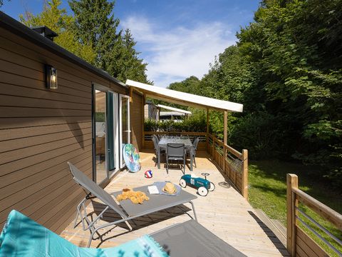 MOBILHOME 4 personnes - NEW// Mobil-Home Loggia Confort 32m² - 4 personnes + Terrasse intégrée  couverte + TV+ lit160