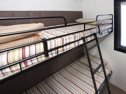 MOBILHOME 6 personnes - Mobil-home | Comfort | 3 Ch. | 6 Pers. | Terrasse surélevée | Clim.