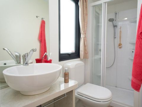 MOBILHOME 6 personnes - Mobil-home | Comfort XL | 2 Ch. | 4/6 Pers. | Terrasse surélevée | Clim.
