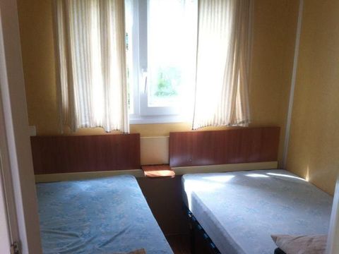 MOBILHOME 4 personnes - 2 chambres (n°45)