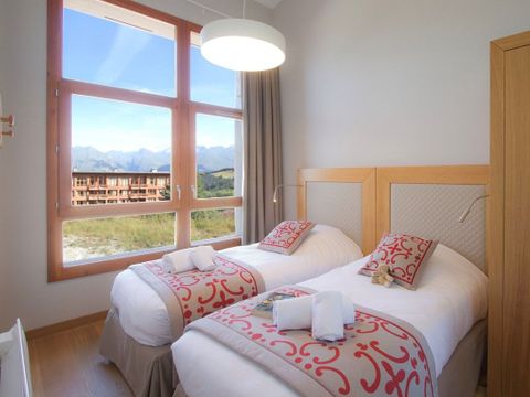 APPARTEMENT 8 personnes - 4 pièces 8 personnes (env. 76 à 84 m²) - Cheminée