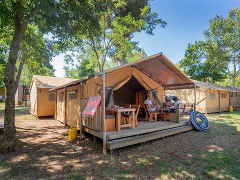 Tente en toile et en bois 6 personnes - Safari Lodge | 3 Ch. | 6 Pers. | Clim.