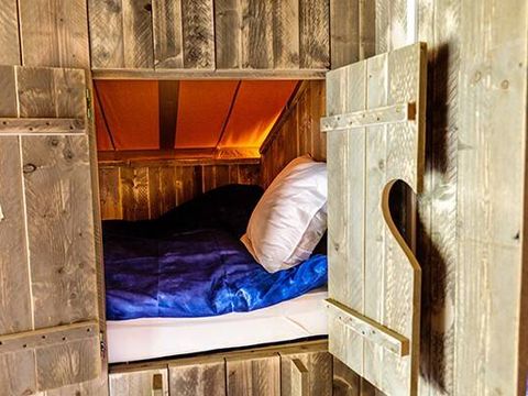 Tente en toile et en bois 6 personnes - Safari Lodge | 3 Ch. | 6 Pers. | Clim.