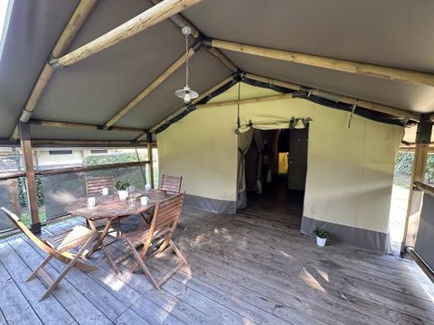 Tente en toile et en bois 5 personnes - Super Lodge | 2 Ch. | 4/5 Pers. | Terrasse simple | 1 SDB