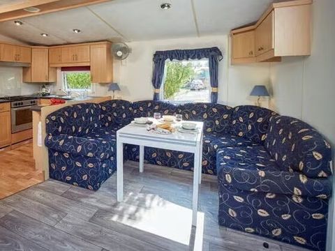 Mobilhome 8 personnes - Classic | 3 Ch. | 6/8 Pers. | Terrasse surélevée | 2 SDB