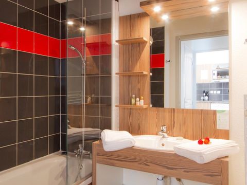 APPARTEMENT 6 personnes - 2 pièces cabine 6 pers.